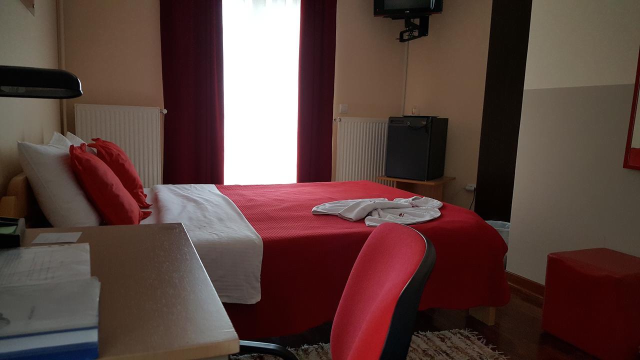 Garni Hotel Lama Крагуевац Екстериор снимка