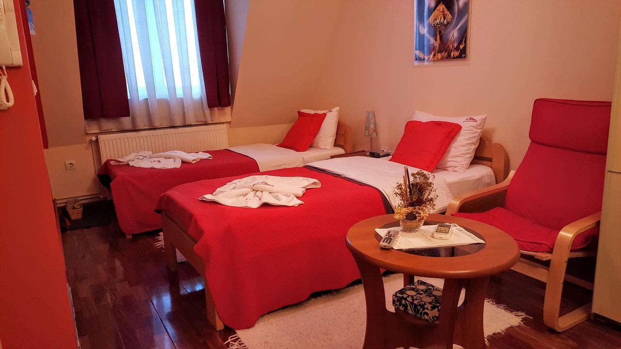 Garni Hotel Lama Крагуевац Екстериор снимка