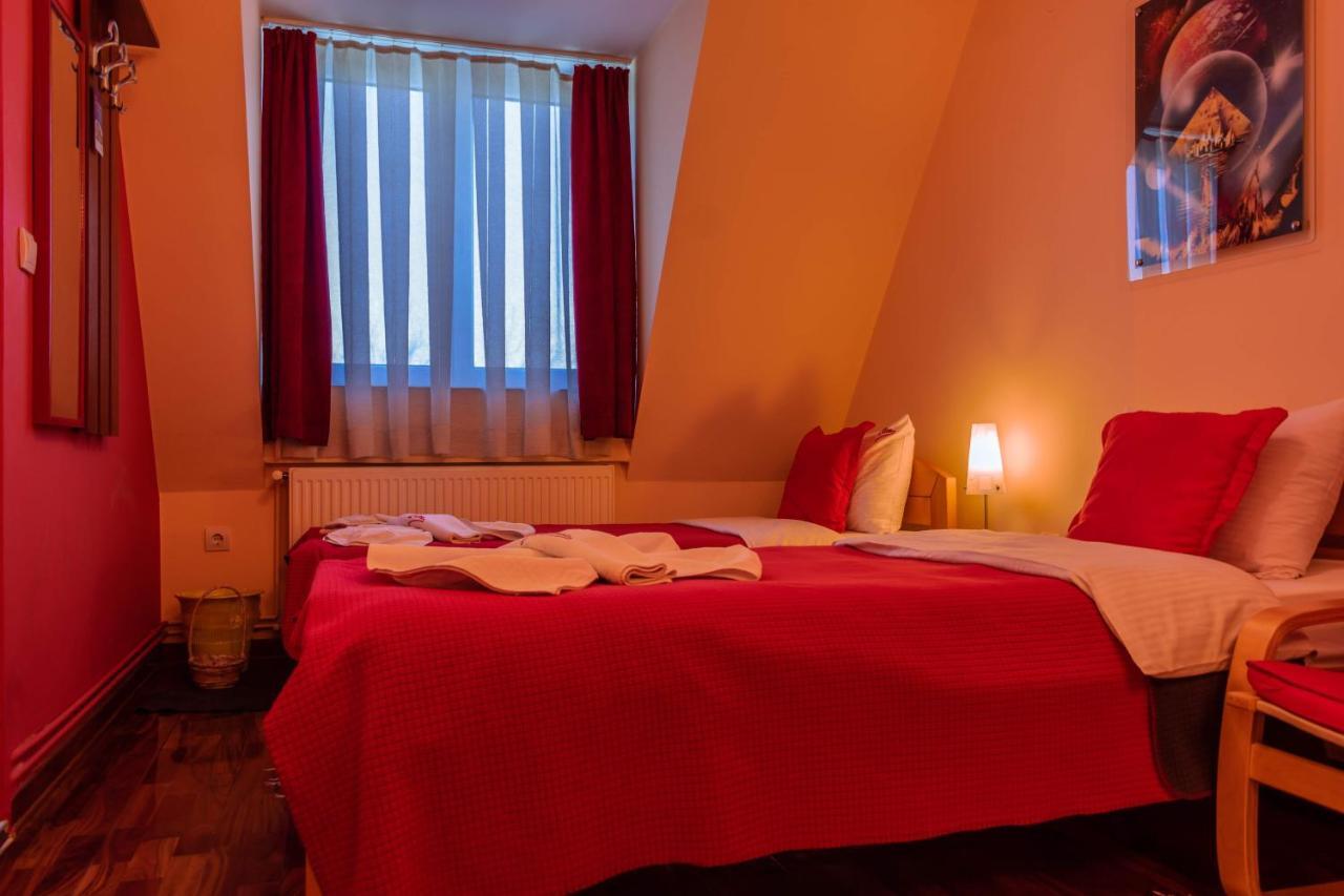 Garni Hotel Lama Крагуевац Екстериор снимка
